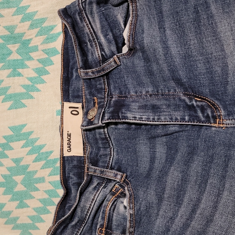 Jeans - Picture 2 of 3